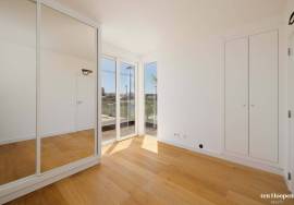 Modern 3 bedroom attached Villas with Sea Views.