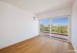 Modern 3 bedroom attached Villas with Sea Views.