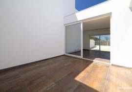 Modern 3 bedroom attached Villas with Sea Views.
