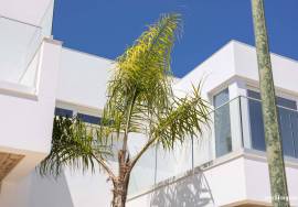 Modern 3 bedroom attached Villas with Sea Views.