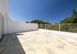 Modern 3 bedroom attached Villas with Sea Views.