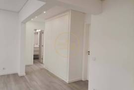 Spacious 3 Bedroom Apartment Riverside Area of Portimão