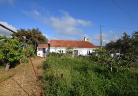 Typical Alentejo farm T3 located 15 minutes from Almodôvar and 5 minutes from Ameixial