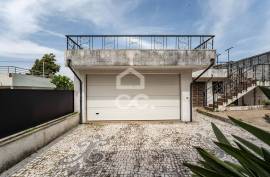 Classic 4 bedroom villa with garden and garage – Ermesinde, Porto Classic 4 bedroom villa with garden and garage – Ermesinde, Porto