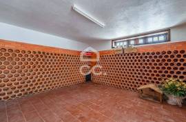 Classic 4 bedroom villa with garden and garage – Ermesinde, Porto Classic 4 bedroom villa with garden and garage – Ermesinde, Porto