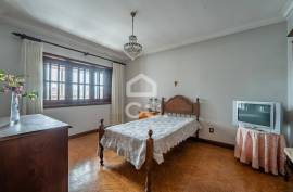 Classic 4 bedroom villa with garden and garage – Ermesinde, Porto Classic 4 bedroom villa with garden and garage – Ermesinde, Porto