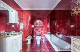 Classic 4 bedroom villa with garden and garage – Ermesinde, Porto Classic 4 bedroom villa with garden and garage – Ermesinde, Porto