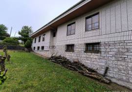 Villa for sale in Izarra