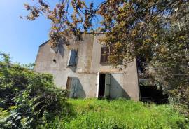 Old Character House To Renovate With 155 M2 Living Space Plus Separate Flat On 2095 M2 Of Building Land.