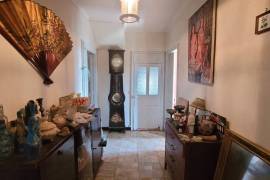 Old Character House To Renovate With 155 M2 Living Space Plus Separate Flat On 2095 M2 Of Building Land.