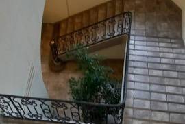 Town Centre Duplex Apartment