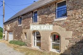 Beautiful Country House Recently Renovated