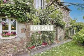 FairyTale Cottage Style Period Property
