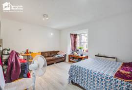 1 bedroom, Studio flat for sale