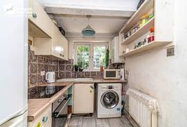 2 bedroom, Maisonette for sale