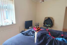 2 bedroom, Semi-detached bungalow for sale