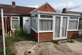2 bedroom, Semi-detached bungalow for sale