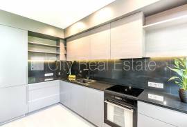 Detached house for rent in Riga, 290.10m2