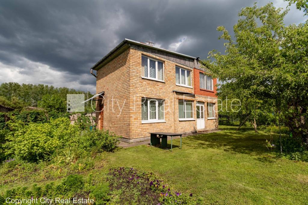 Cottage for sale in Riga, 107.20m2