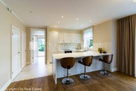 Detached house for rent in Riga district, 180.00m2