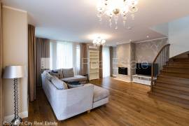Detached house for rent in Riga district, 180.00m2