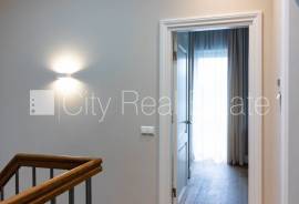 Detached house for rent in Riga district, 180.00m2