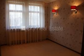 Detached house for rent in Jurmala, 318.00m2