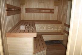 Detached house for rent in Jurmala, 318.00m2