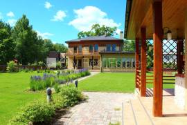 Detached house for rent in Jurmala, 318.00m2