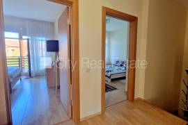 Detached house for rent in Riga, 209.00m2