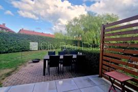 Detached house for rent in Riga, 209.00m2
