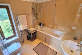 Detached house for rent in Riga, 209.00m2