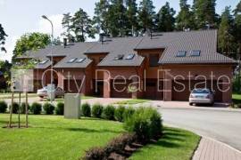 Detached house for rent in Riga, 209.00m2