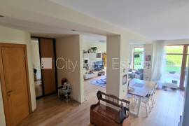 Detached house for rent in Riga, 209.00m2