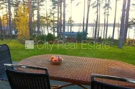 Detached house for sale in Riga district, 330.00m2