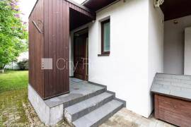 Detached house for rent in Riga, 190.00m2