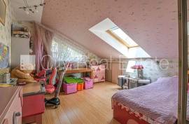 Detached house for rent in Riga district, 350.00m2