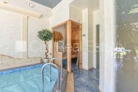 Detached house for rent in Riga district, 350.00m2