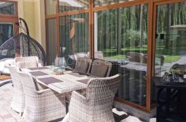 Detached house for rent in Riga district, 350.00m2