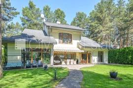 Detached house for rent in Riga district, 350.00m2