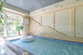 Detached house for rent in Riga district, 350.00m2