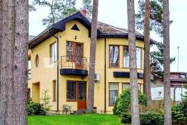 Detached house for rent in Jurmala, 216.00m2