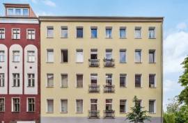 Ready to move! Charming 2-Room Apartment in the Heart of Neukolln