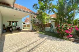 Hua Hin Hill Village 1: Nice Villa With 2 Bedrooms