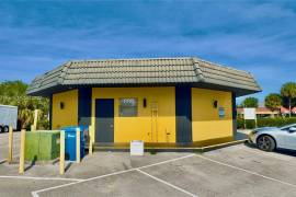 888 E Coast Ave, Lantana, FL 33462