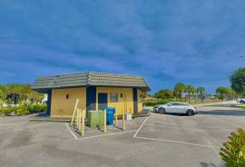 888 E Coast Avenue, Lantana, FL 33462