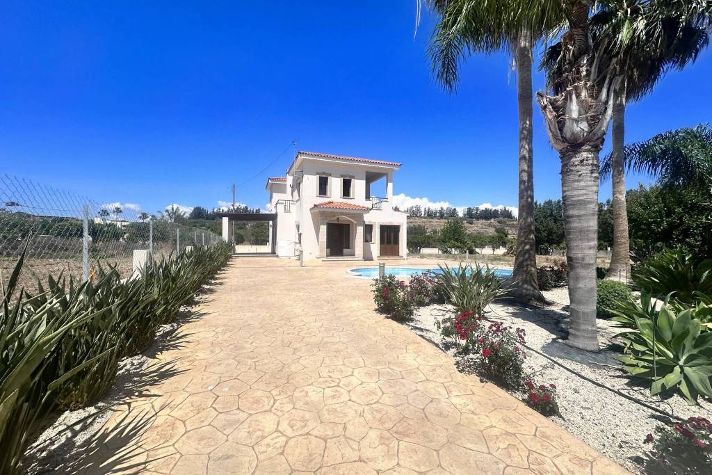 3 Bedroom Unfurnished Villa - Mandria, Paphos