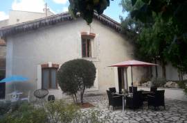 15 room, 350m2 House and dependencies for sale in Puimisson - 485 000 € *
