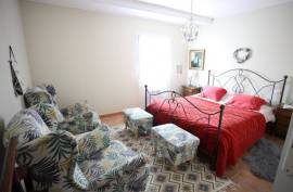 3 room, 85m2 Vineyard residence for sale in Saint genies de fontedit - 175 000 € *