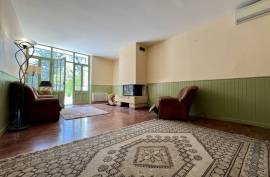 10 room, 310m2 Farmhouse for sale in Saint pons de mauchiens - 420 000 € *